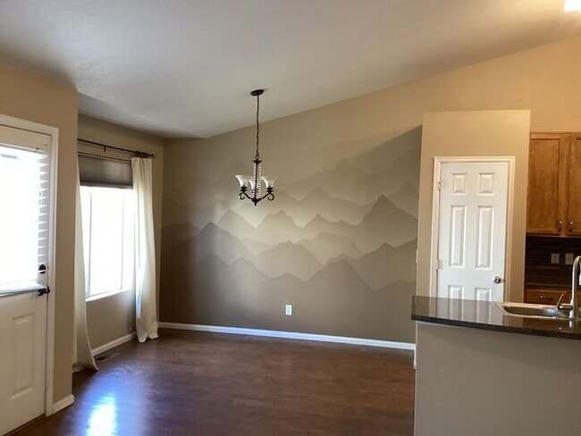 Photo - 3 bedroom, 2 Bath Ranch Home with 2 Car At...