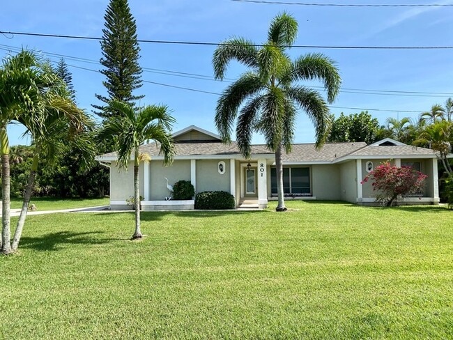SE Cape Coral Single Family Pool Home - SE Cape Coral Single Family Pool Home