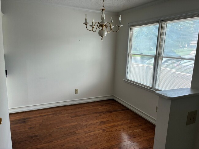 Photo - 40 Boardwalk Ln