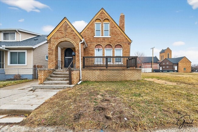 Building Photo - $1550 4 bedroom