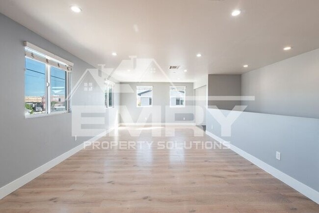 Photo - Spacious Modern 4-Bedroom Home for Lease in Bell Gardens