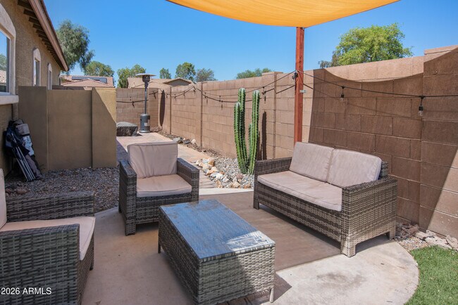 21393 E Puesta Del Sol