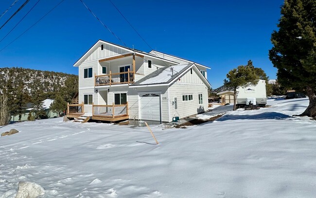 Photo - 1215 Valley View Dr