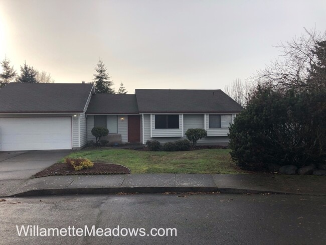 Building Photo - A Wonderfully Remodeled and Completely Updated 3 Bedroom, 2 Bath House with Geer Community Park i...