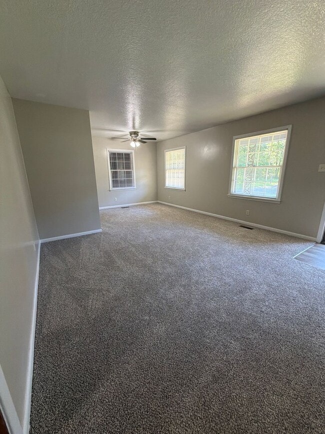 Photo - Newly Updated! Available Now! A Perfect Family home-  in HUMBOLDT TN!