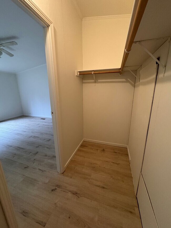 Photo - Quaint 4-Bedroom/2 Bath Property in Amboy, Available Now!