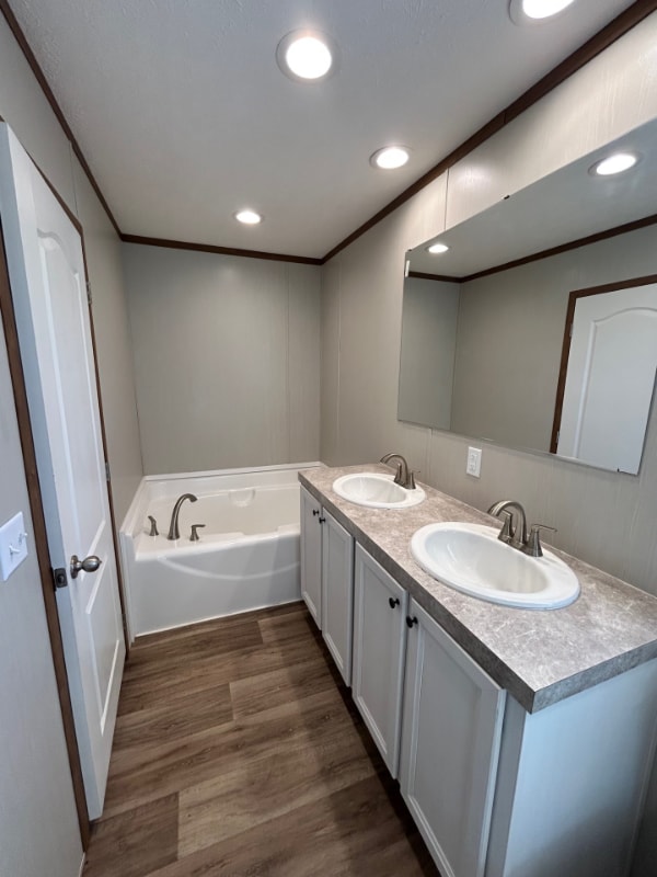 Photo - 316 Owens St