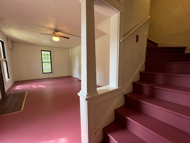 805 N Park Ave