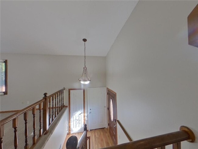 Photo - 14030 Candlewood Ln NE