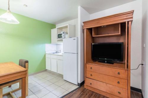 Photo - Siegel Select Houston