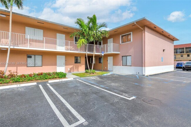 Photo - 6041 W 24th Ave Unidad B-111