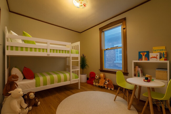 Photo - 4954 S Keeler Ave