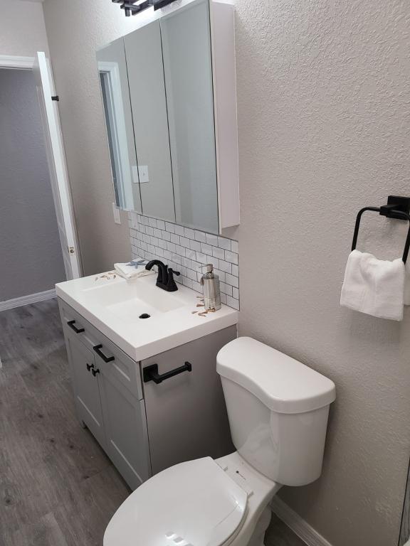 Photo - 2603 E 29th Ave