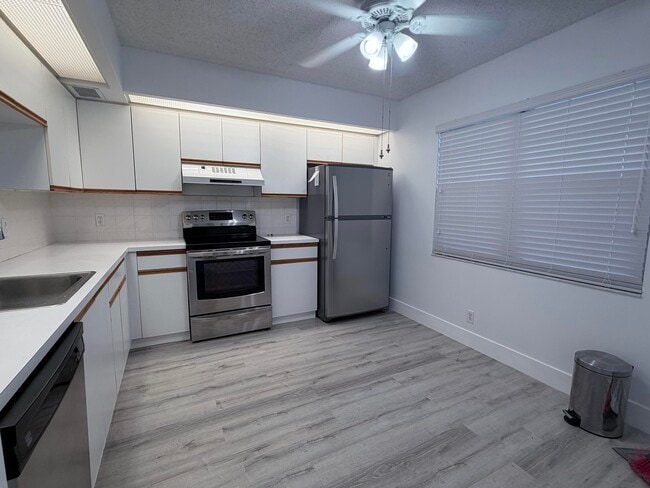 Photo - 12901 SW 15th Ct Unit 106v
