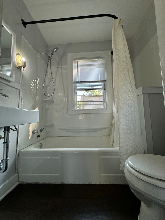 Photo - 36 Warren St Unit East