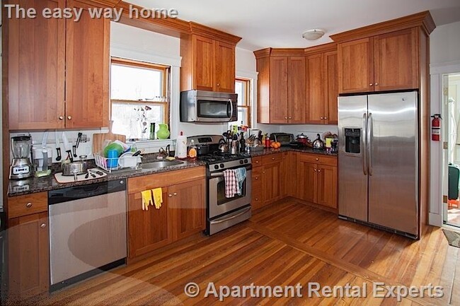 Photo - 32 Hawthorne St Townhome