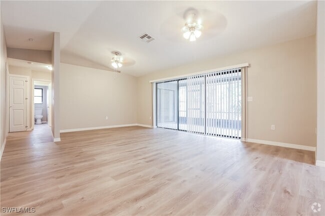 Building Photo - 987 Auburn Rd Rental