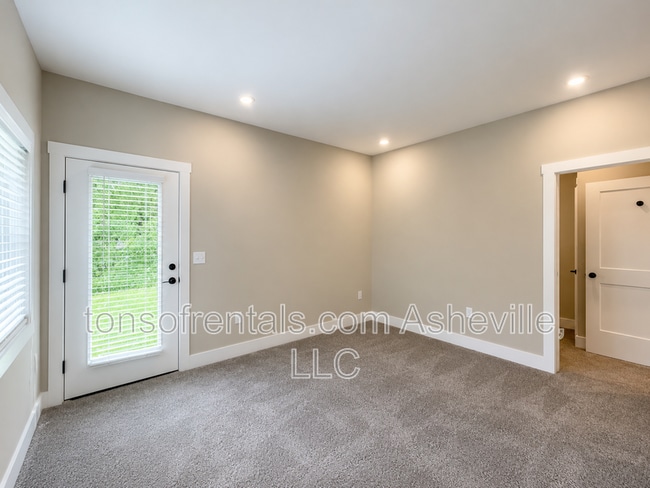 Photo - 71 East St