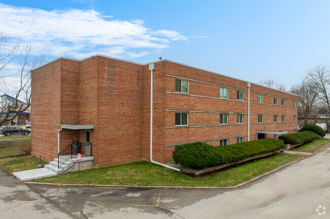 Building Photo - Glenstone Studios Rental