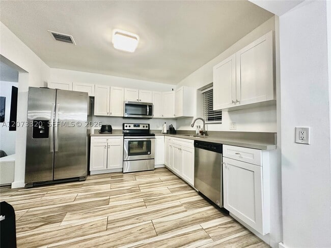 34 Allen Rd