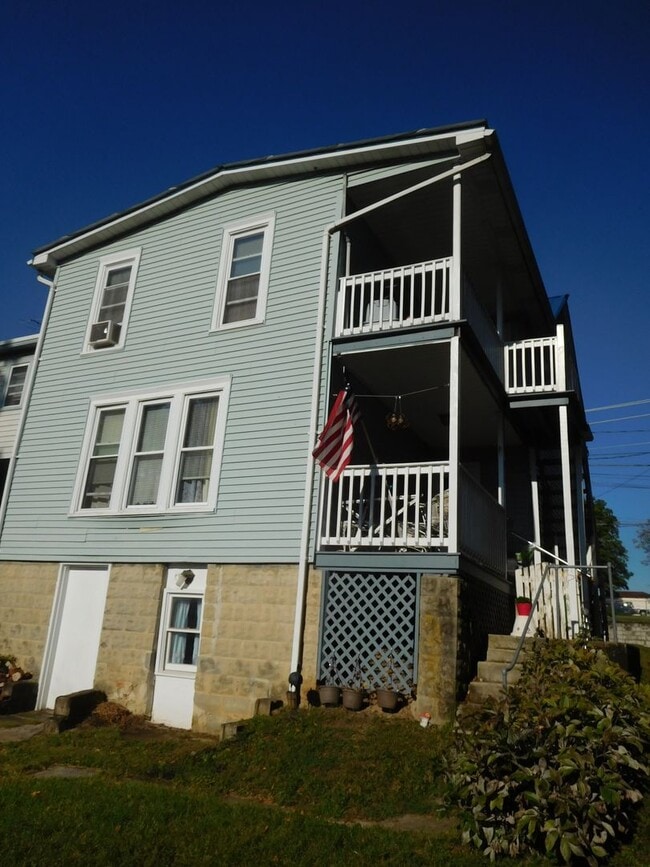 Photo - 319 Fairview Ave Unit Apt.2