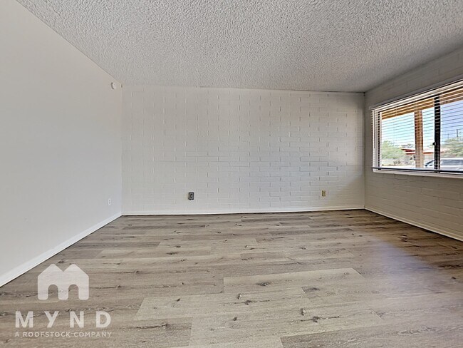 Photo - 15049 N 29th Ave