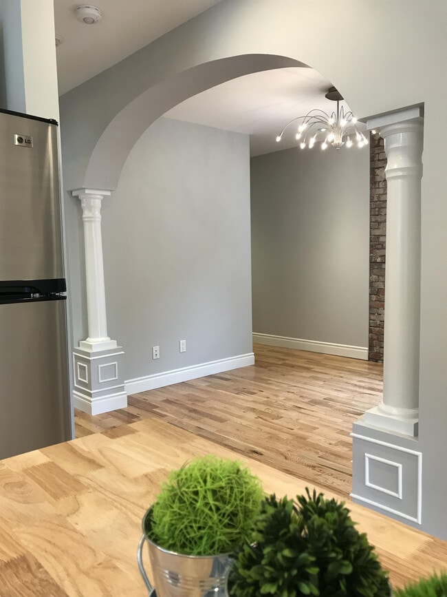 Photo - 442-442 McLeod St Unité 4