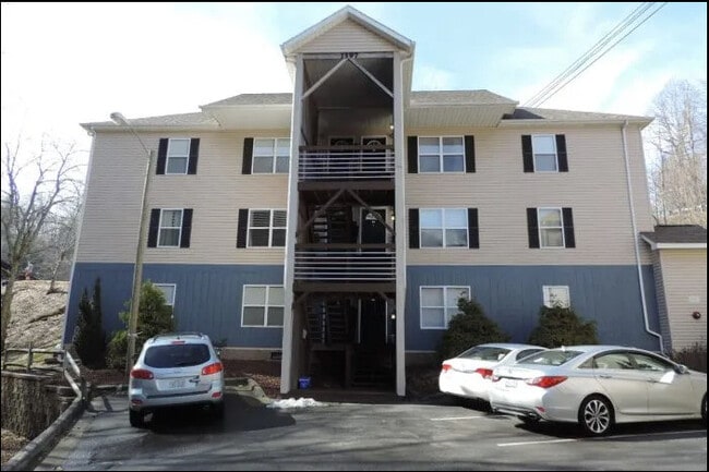 Photo - Highland Woods Apartments