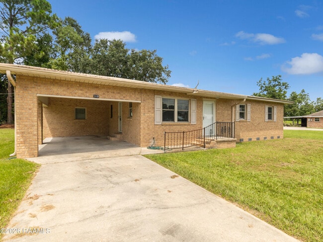 Photo - 319 W Railroad Ave