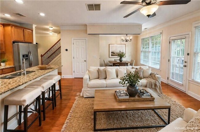 Photo - 4003 Caitlyn Ln