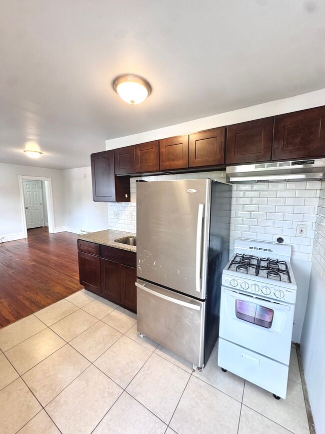 Photo - 917 Liberty St Unit 917-3