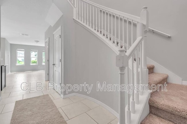 Photo - 225 Tarracina Way