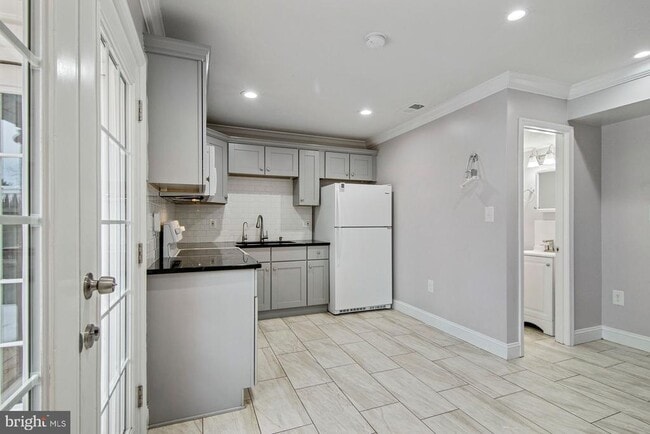 Photo - 9838 Town Ln