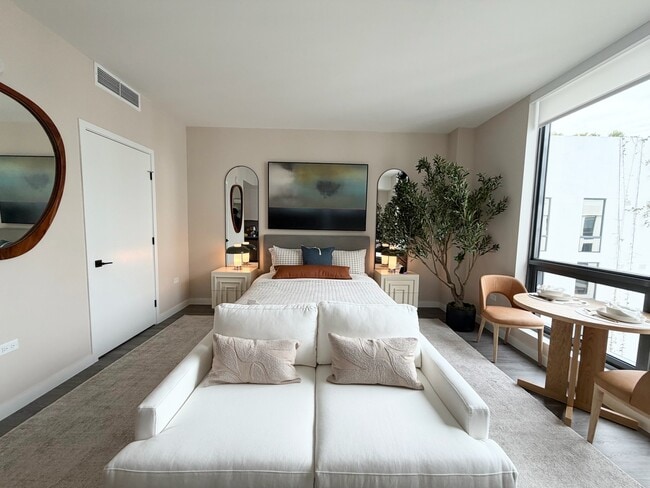 Photo - 113 NW 24th St Unit S1