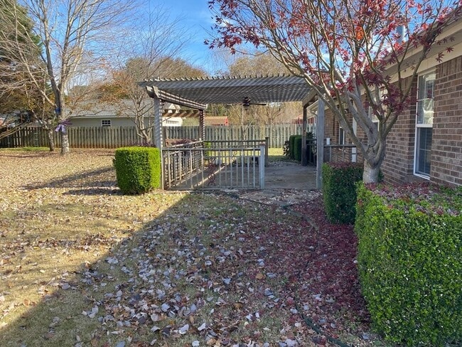 Photo - 113 Centennial Dr