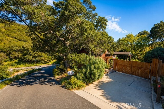 Photo - 456 S Skyline Dr