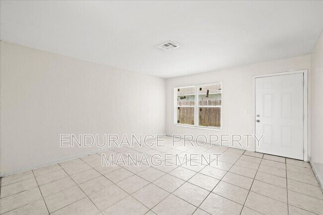 143 W 28th St