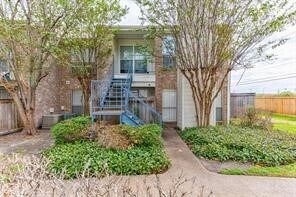 Photo - 3900 Woodchase Dr Unit 132