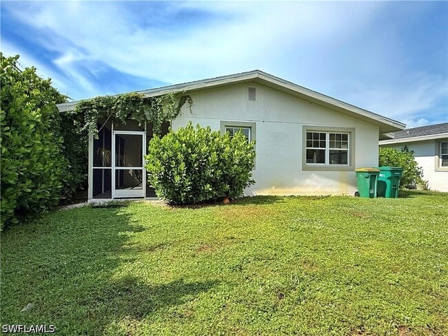 Photo - 740 109th Ave N