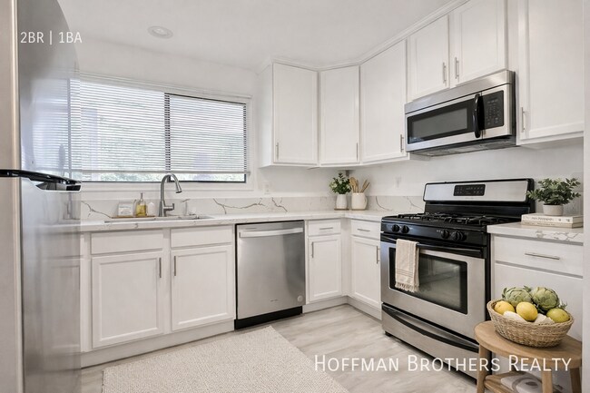 Photo - 442 S Oakhurst Dr Unit 4