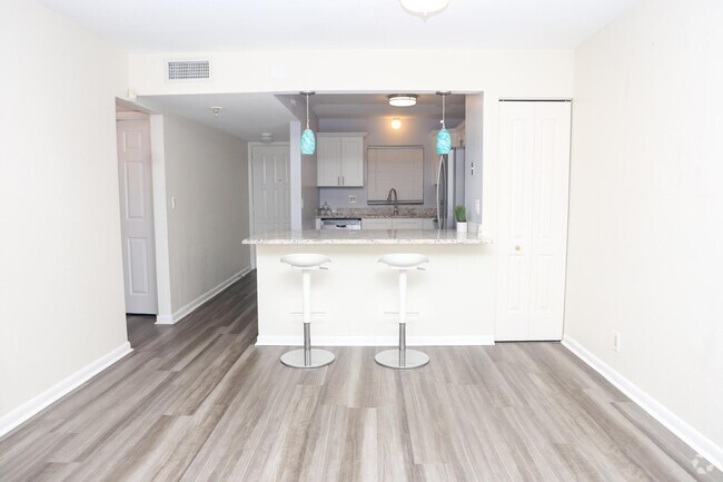 Building Photo - 1921 Woolbright Rd Unit B203 Rental