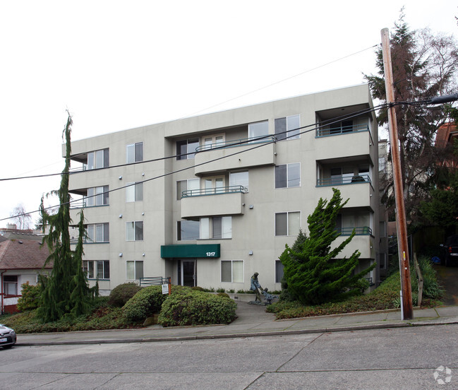 Building Photo - 6th Avenue Apartments