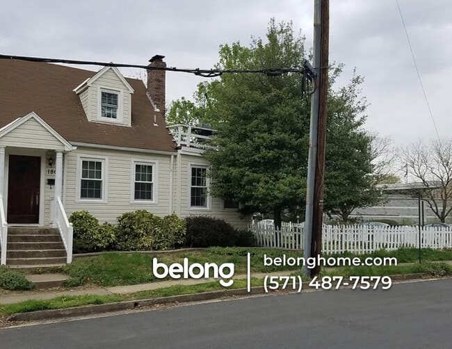 Photo - 700 18th St S