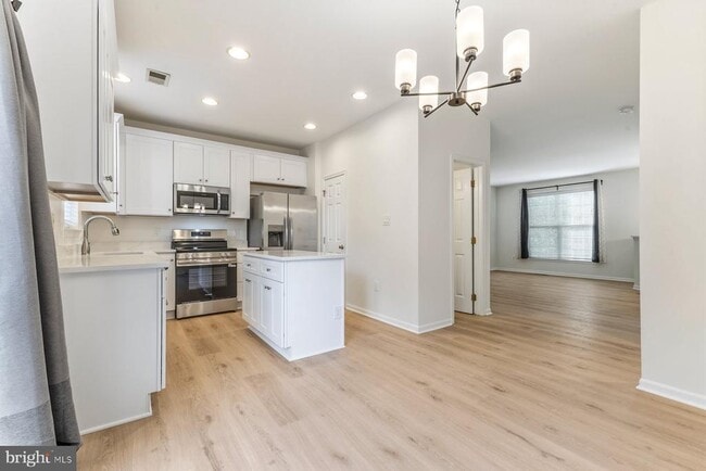Photo - 9727 Faber Ln