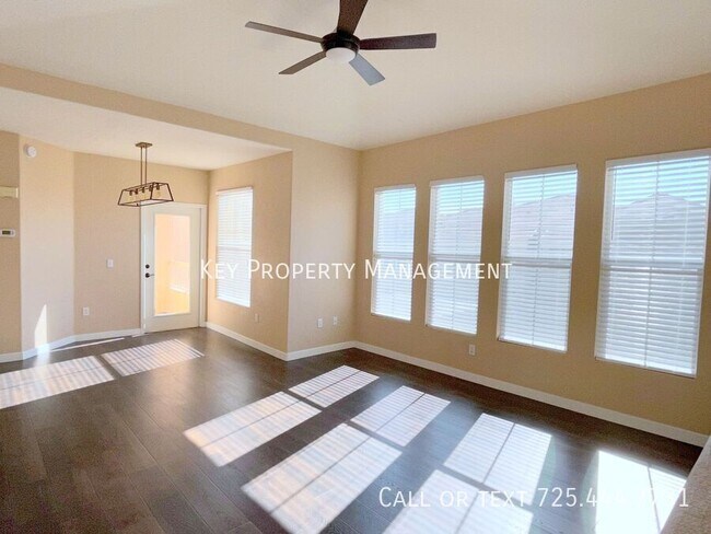 Photo - GORGEOUS REMODELED 2 BEDROOM TOWNHOME IN C... Unit #2136