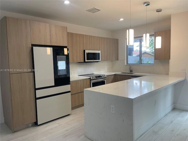 Photo - 3155 NW 103rd St Unit 3155