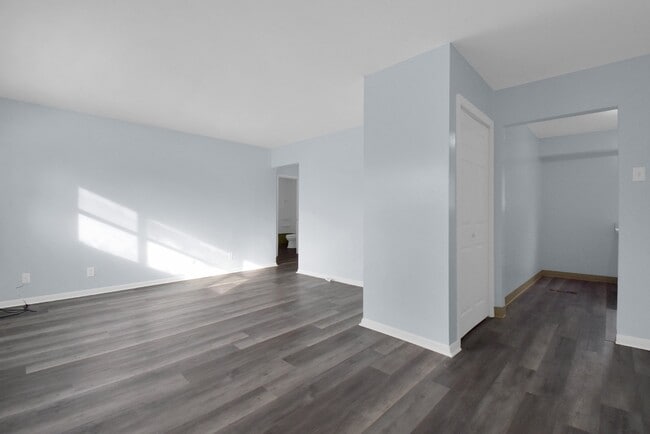 Photo - 849 Wellington Blvd Unit 849