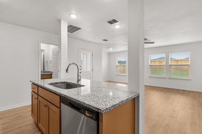 Photo - 3803 Hickory Dr