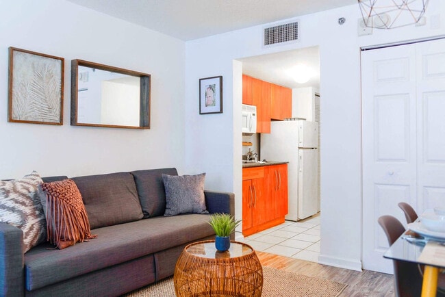 Photo - 1 SE 12th St Unit FL17-ID1022185P