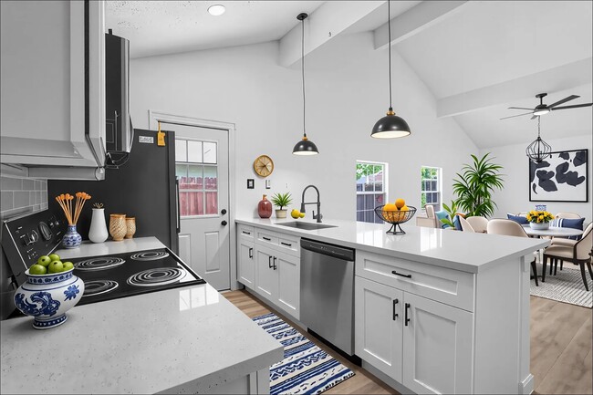 Building Photo - 14110 Bell Towne Dr